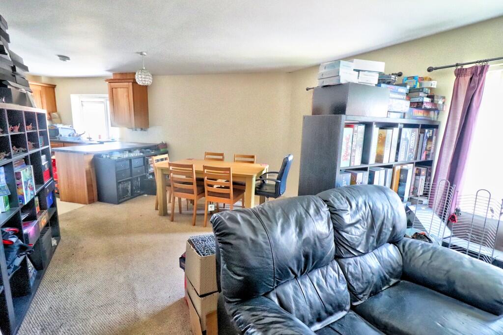 lounge 1