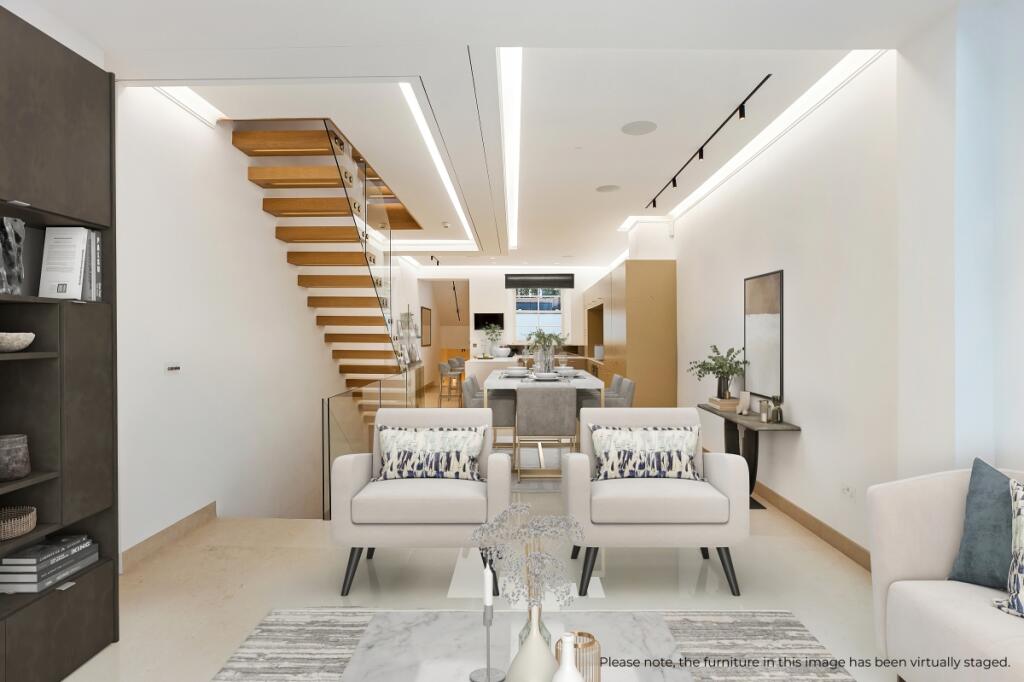 83221_10 Chepstow...