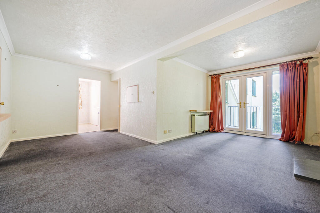 L-shaped Living R...