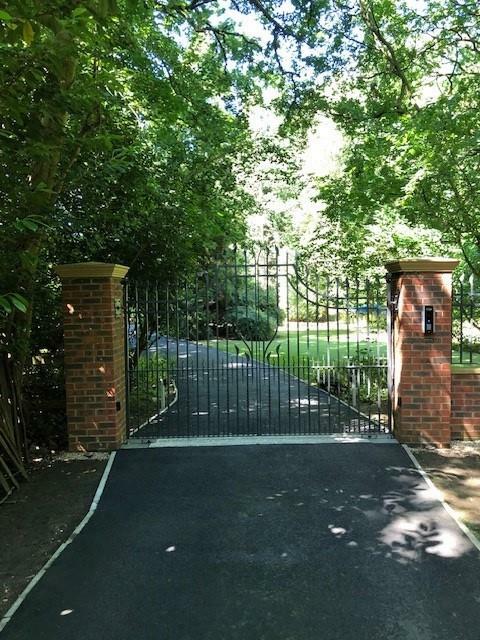 Gates.jpg