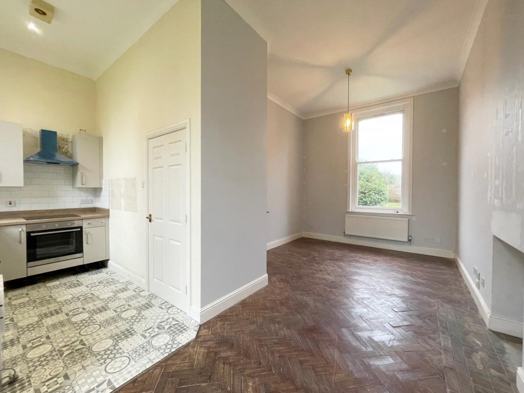 Lounge / Kitchen are