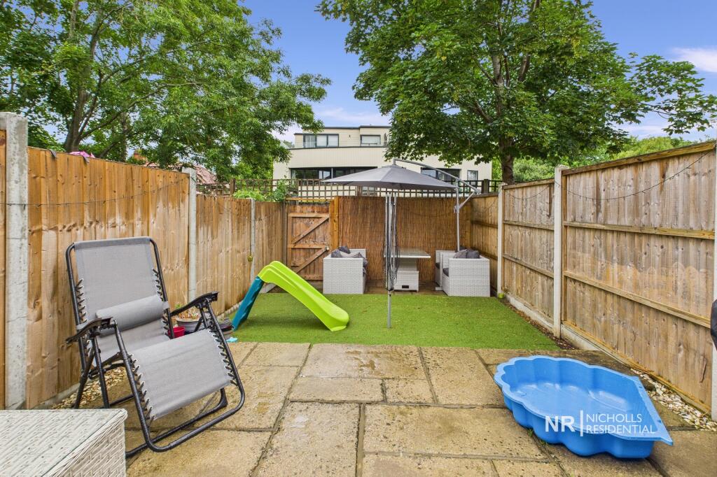 Garden Extra Photo