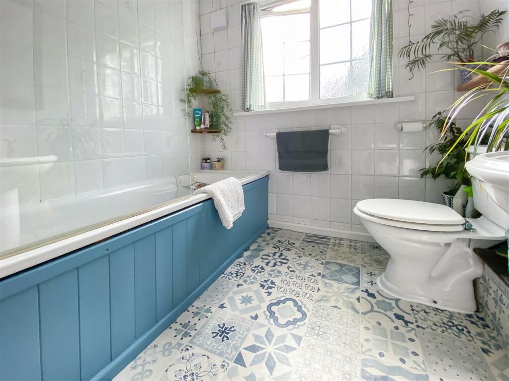 bath 2.jpg