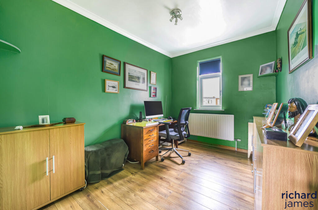 5be759a7abd047f7bd69568c361490bf