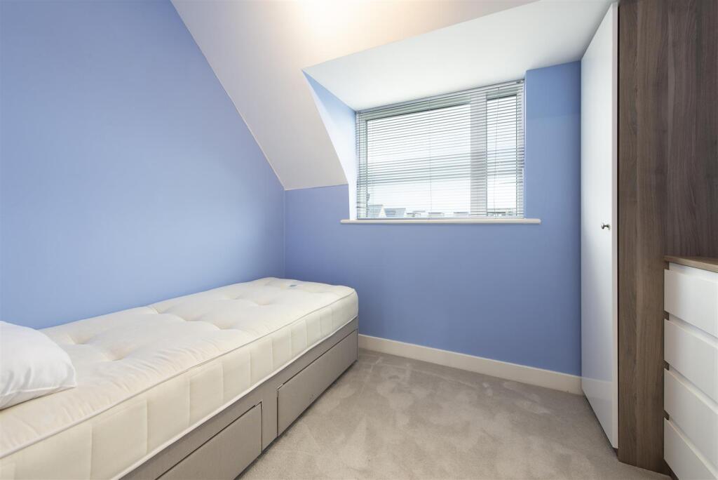 53195 Hi res (6).jpg