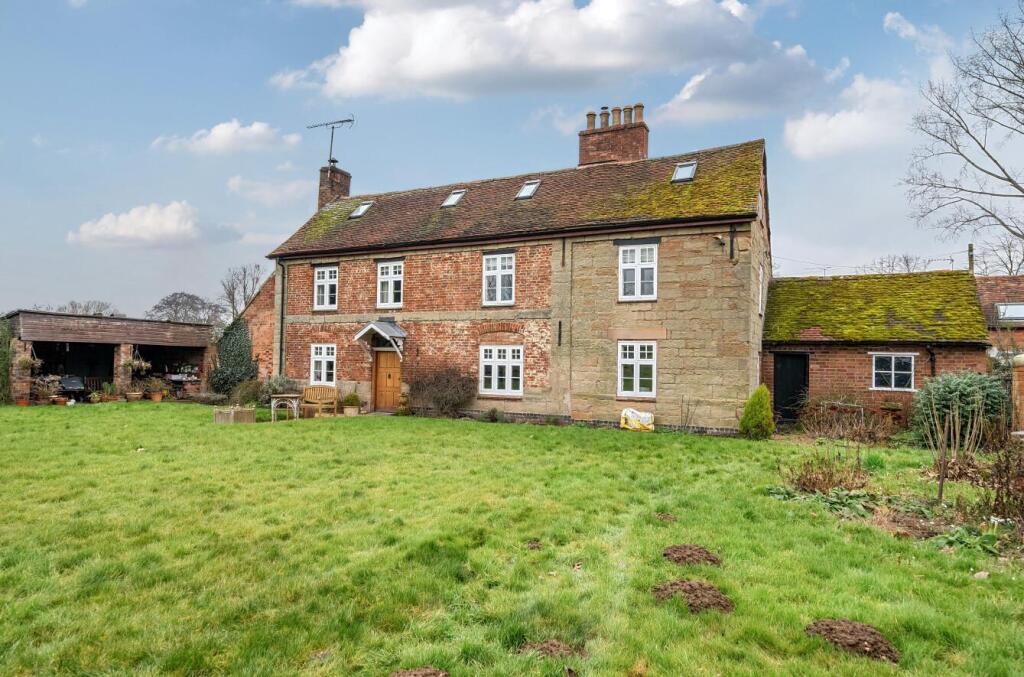 Longbridge Farm, Warwick (1).jpg