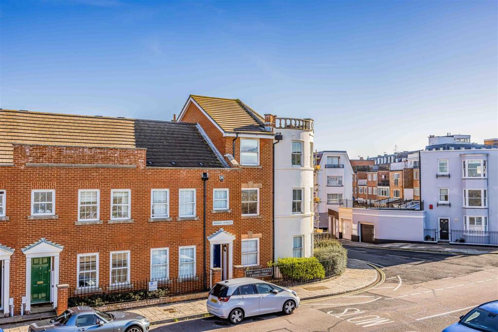 57 White Hart Road, Old Portsmouth-Small-PorticoMa