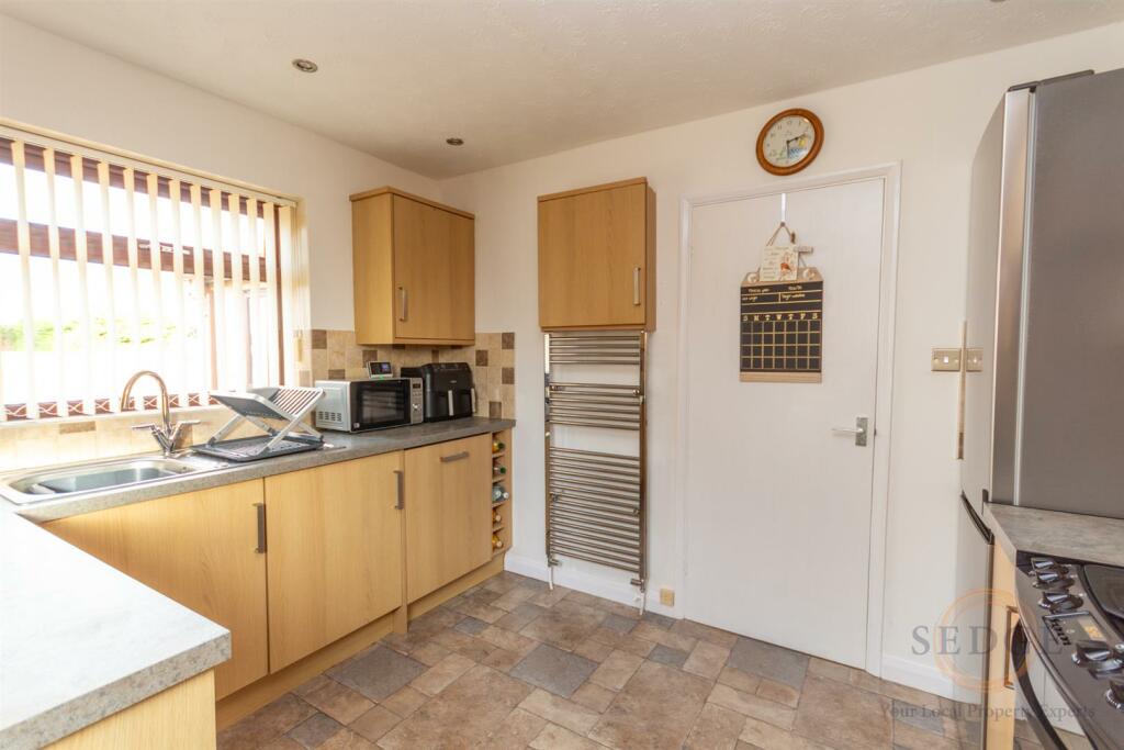 1 mayfield close -09.jpg