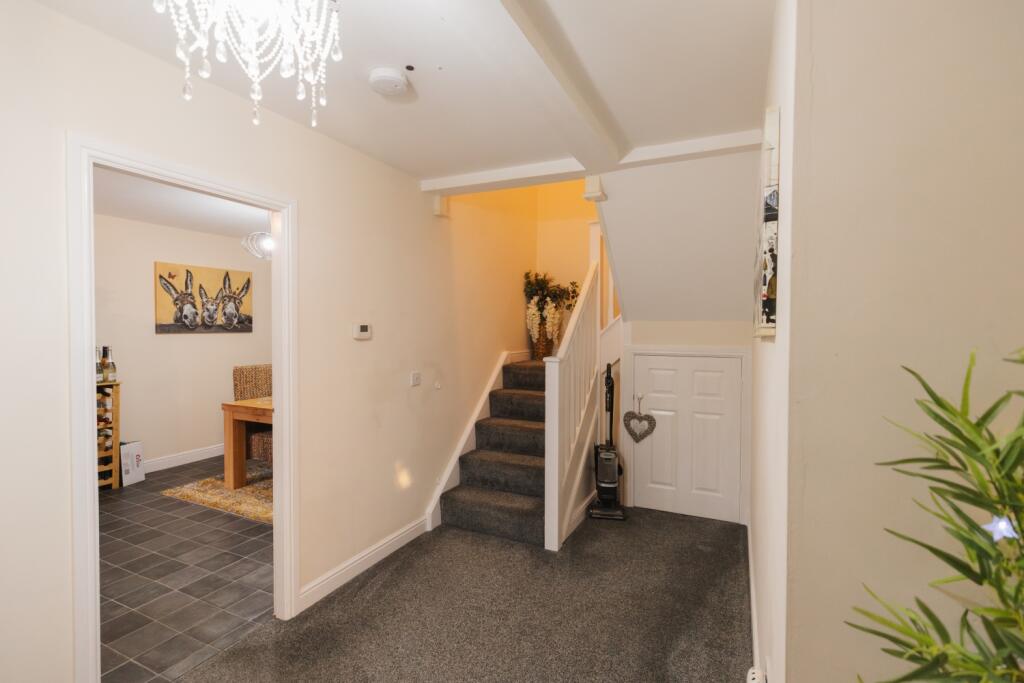 1 Loftus-9