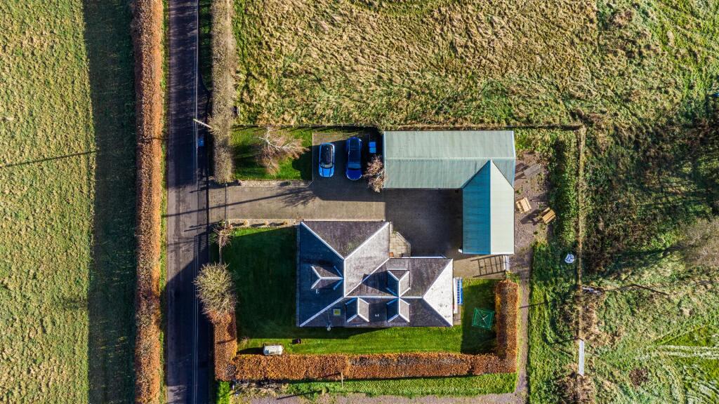 Tweedieside Cottage-4.jpg