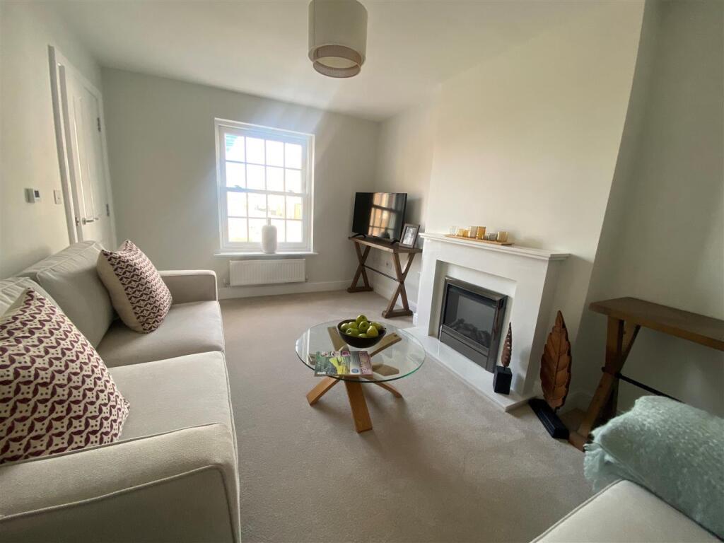 Example Image Sitting Room