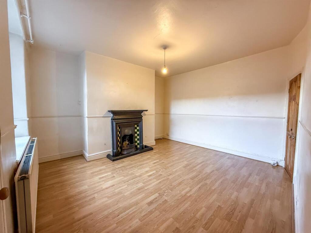 WhatsApp Image 2025-10-21 at 09.55.22 (3).jpeg