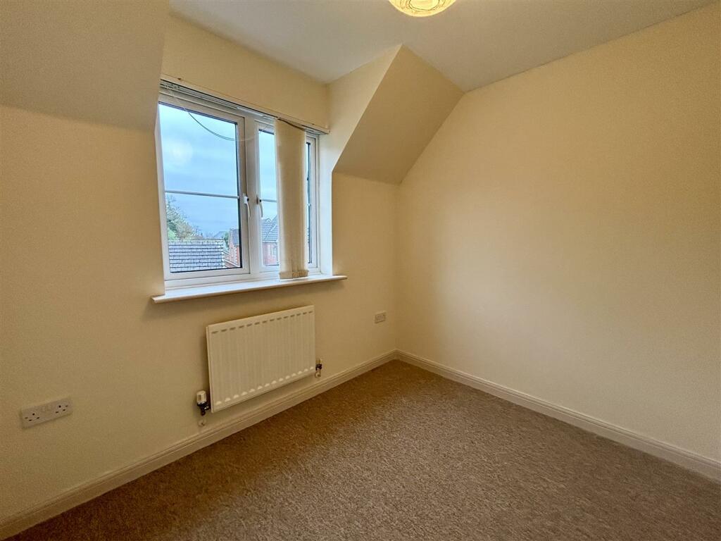 Bedroom 2.jpeg