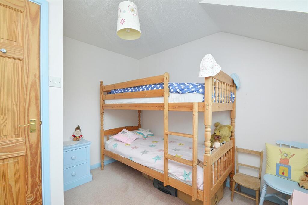 resizedBed4.jpg