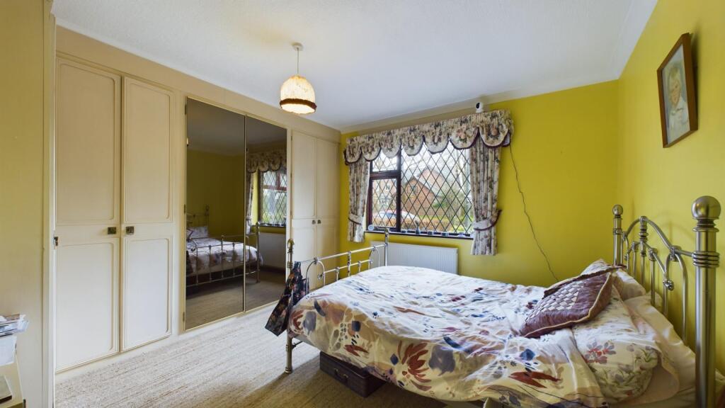 bed 1