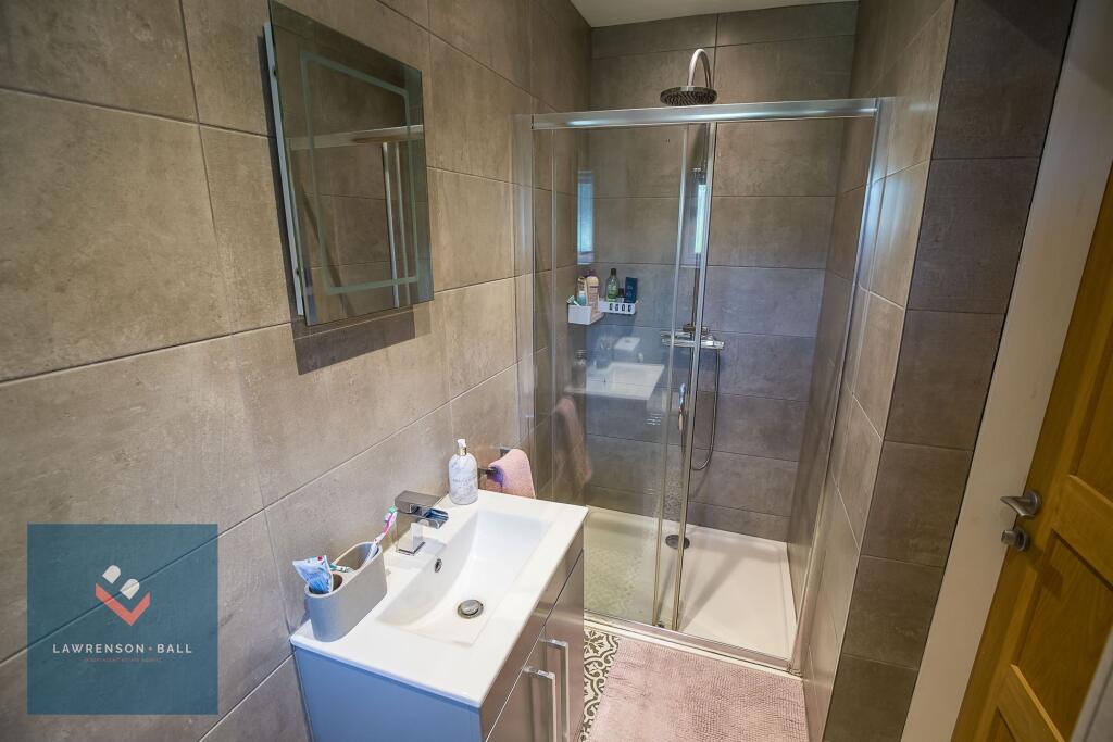 En-Suite Shower Room