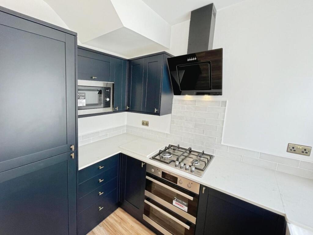 83048ce6--4D13-824B-2ACCB4EC4E22-28331-0000041B5A2