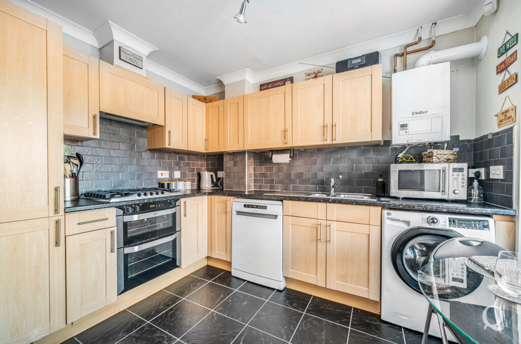 e1d21f51-36eb-439...