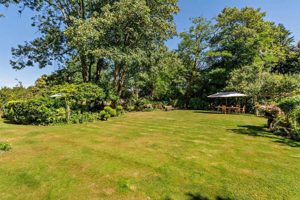Communal Gardens 1.jpg