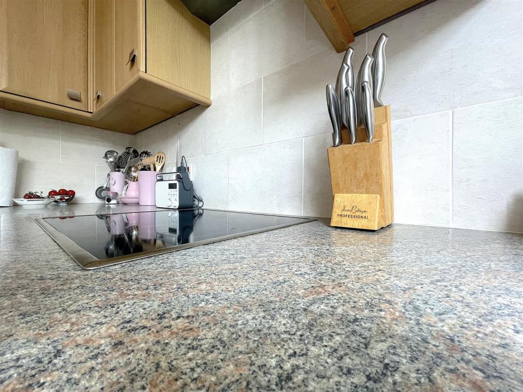 Kitchen (4).jpeg