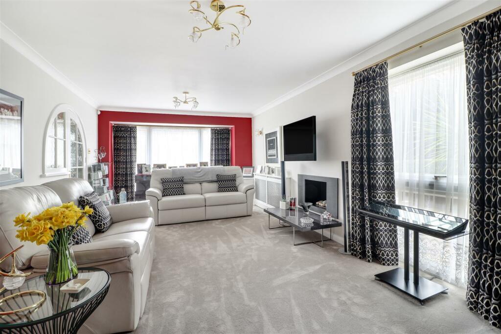 Sitting Room.jpg