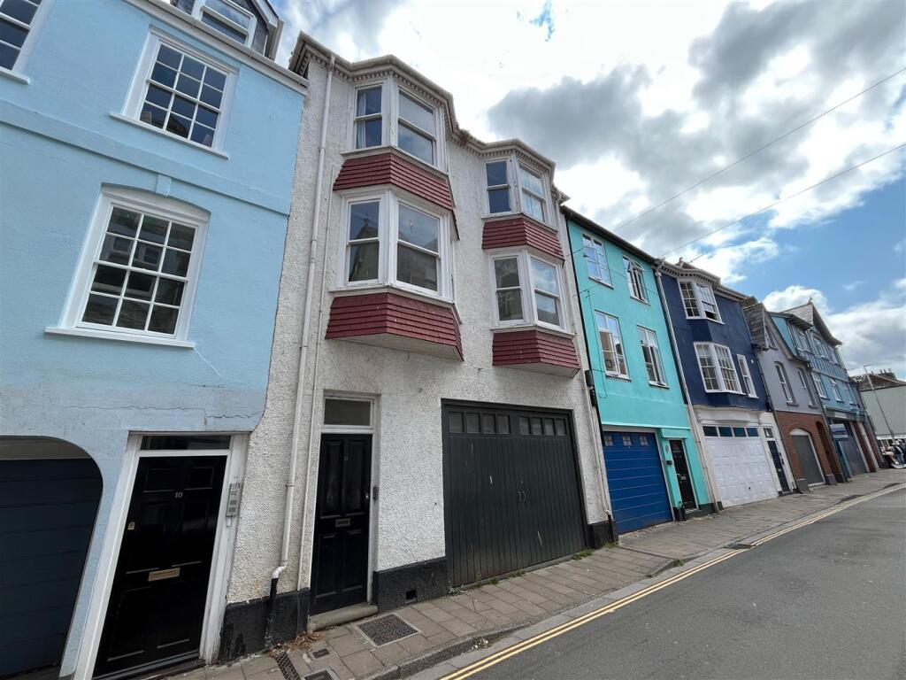 Top Flat Lower Street.jpg