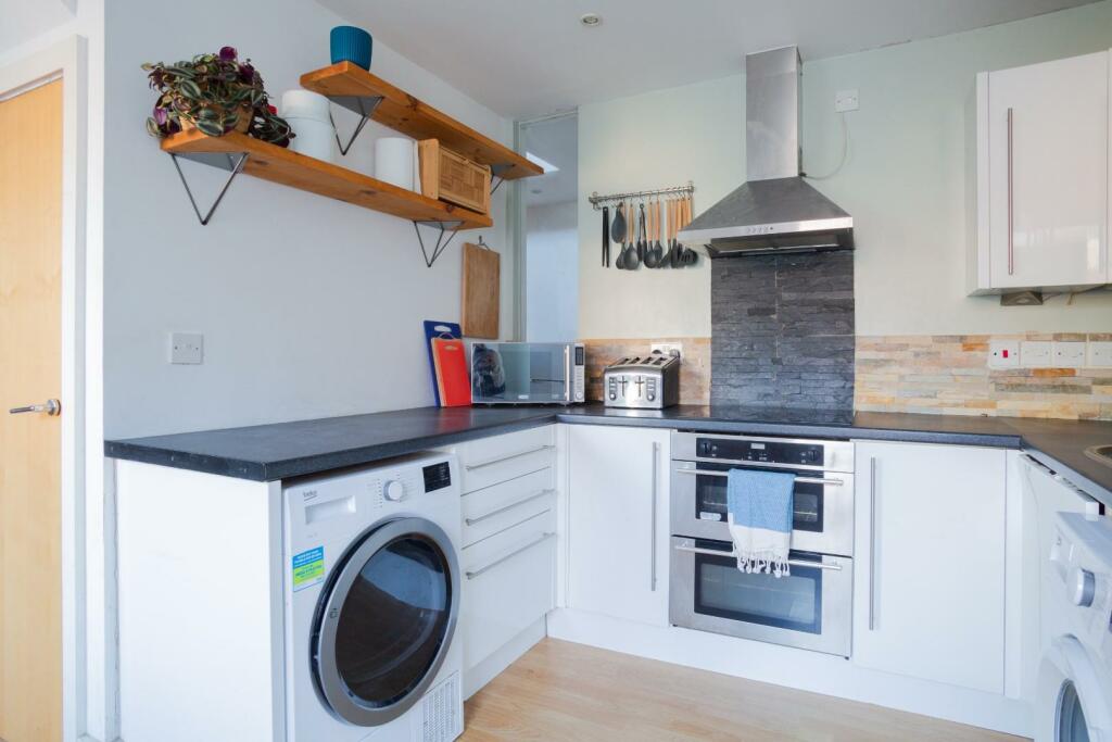 Boardwalk - Victoria Street-4.jpg