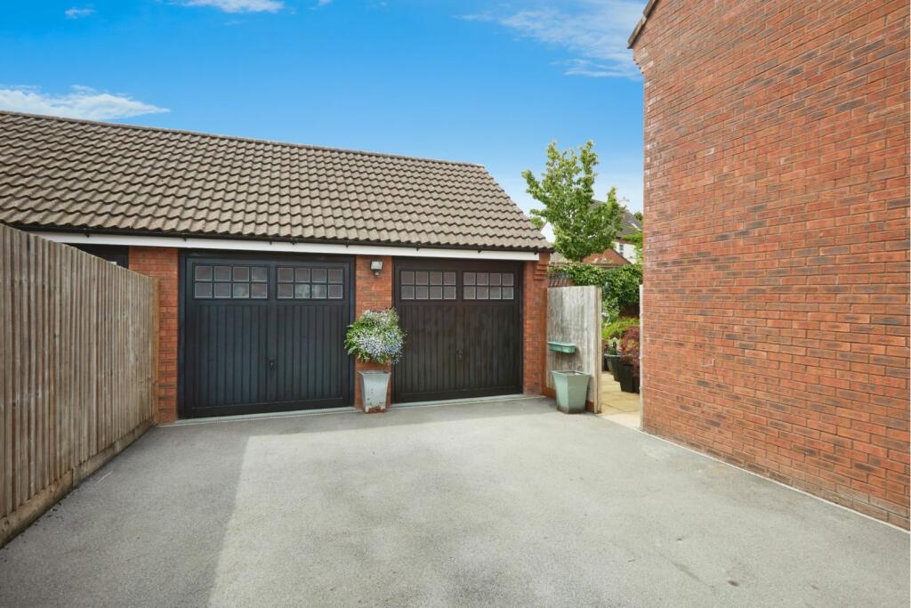 Double Garage