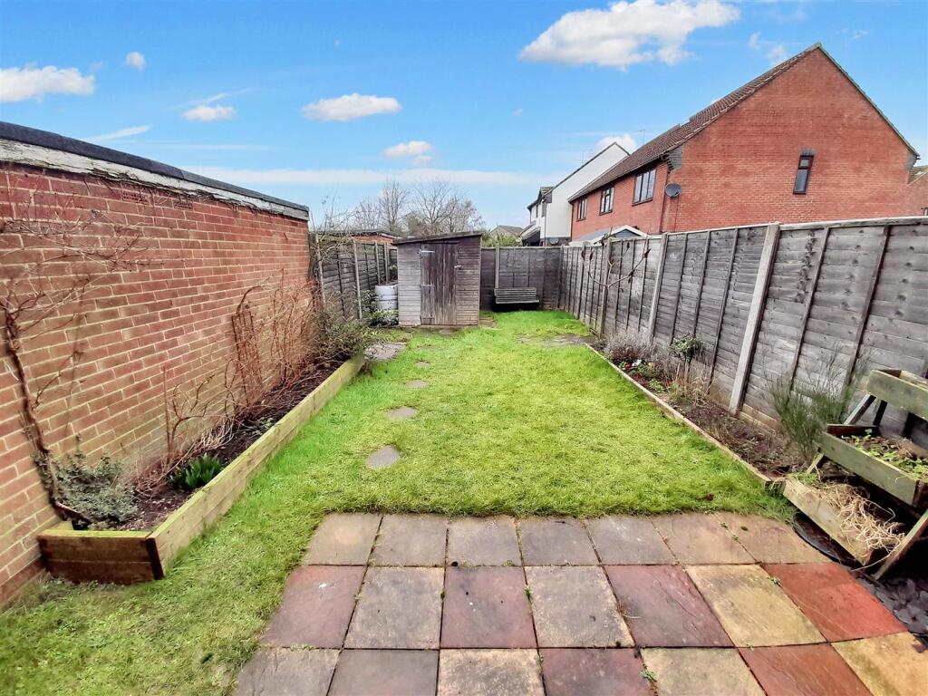 Rear garden 3 new.jpg