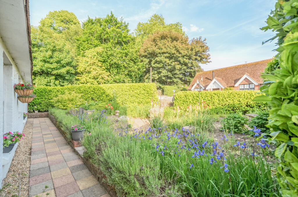 1295139-23-682cd4...