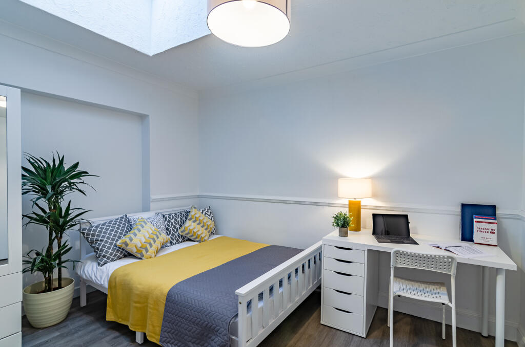 Bedroom 6