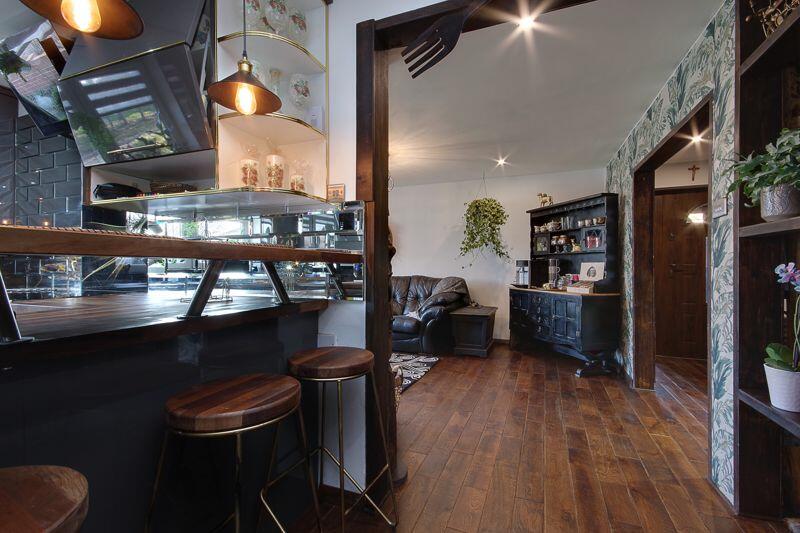 Lounge into Kitchen/Diner