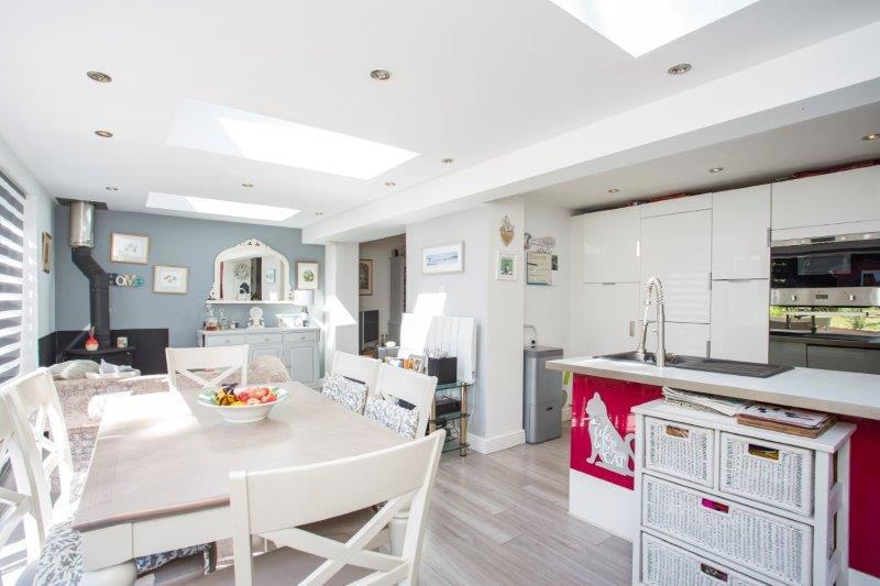 Kitchen/dining area 