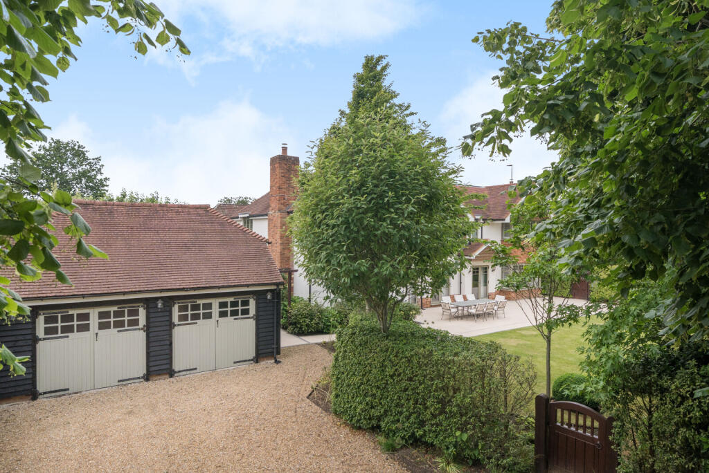 1305422-2-6847283...