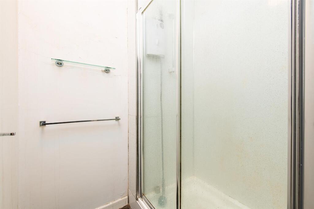 Shower.jpg
