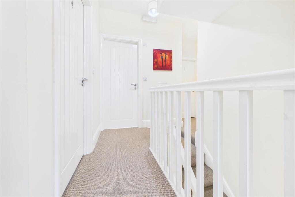 46 Frome Valley Road, Frenchay, Bristol BS16 1HE |