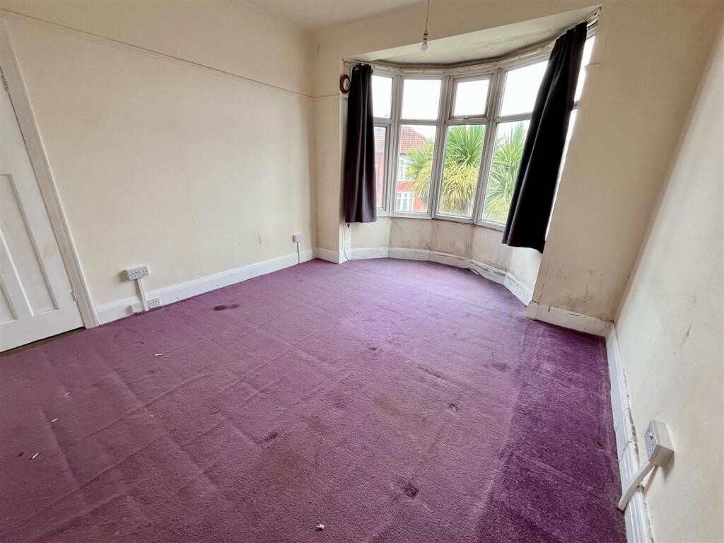 Bedroom One.jpg