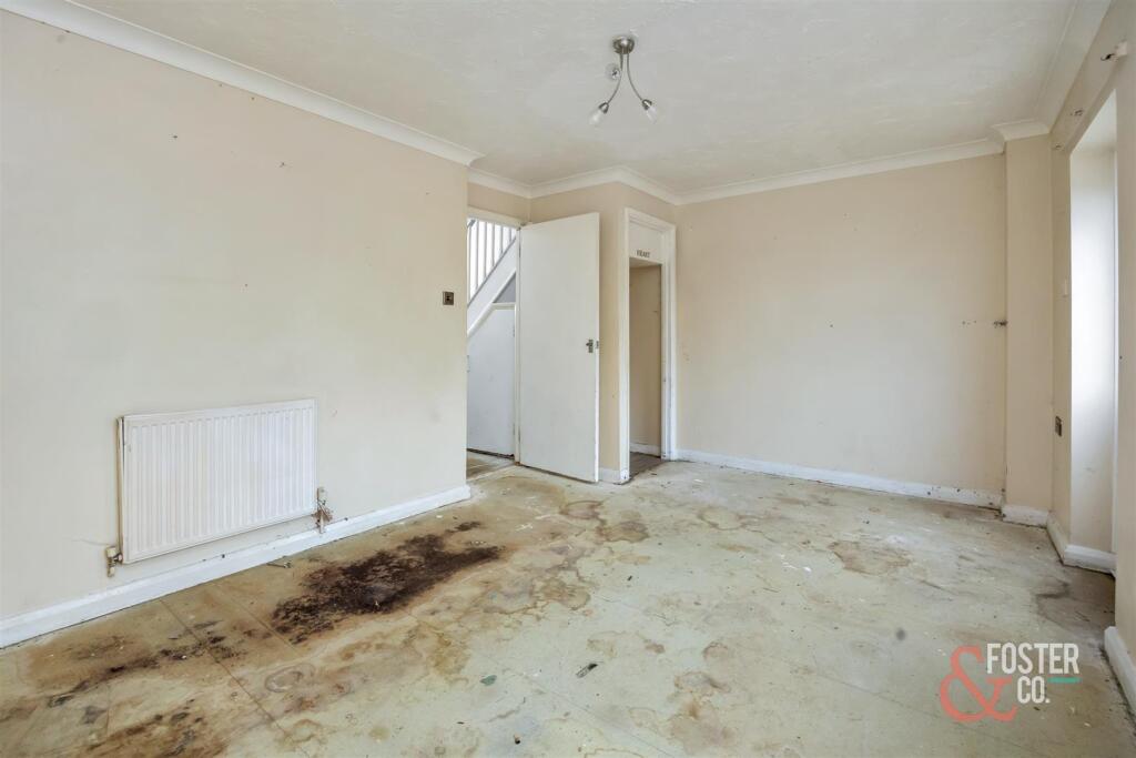 St Floras Close, 9_006.jpg