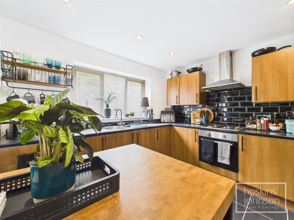 Open plan living/kitchen/diner