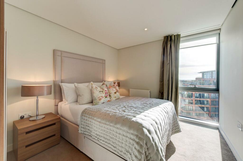 flat 909 4b merchant square 362397 bed2_RGB.jpg