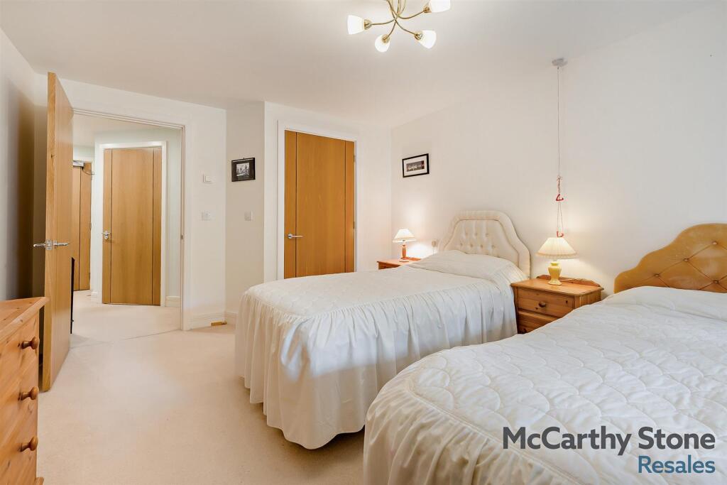 8654559-interior10-800.jpg