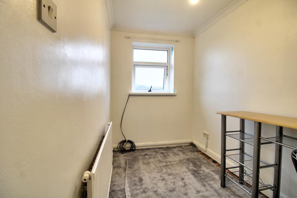 IMG_6467_8_9_Interior 4