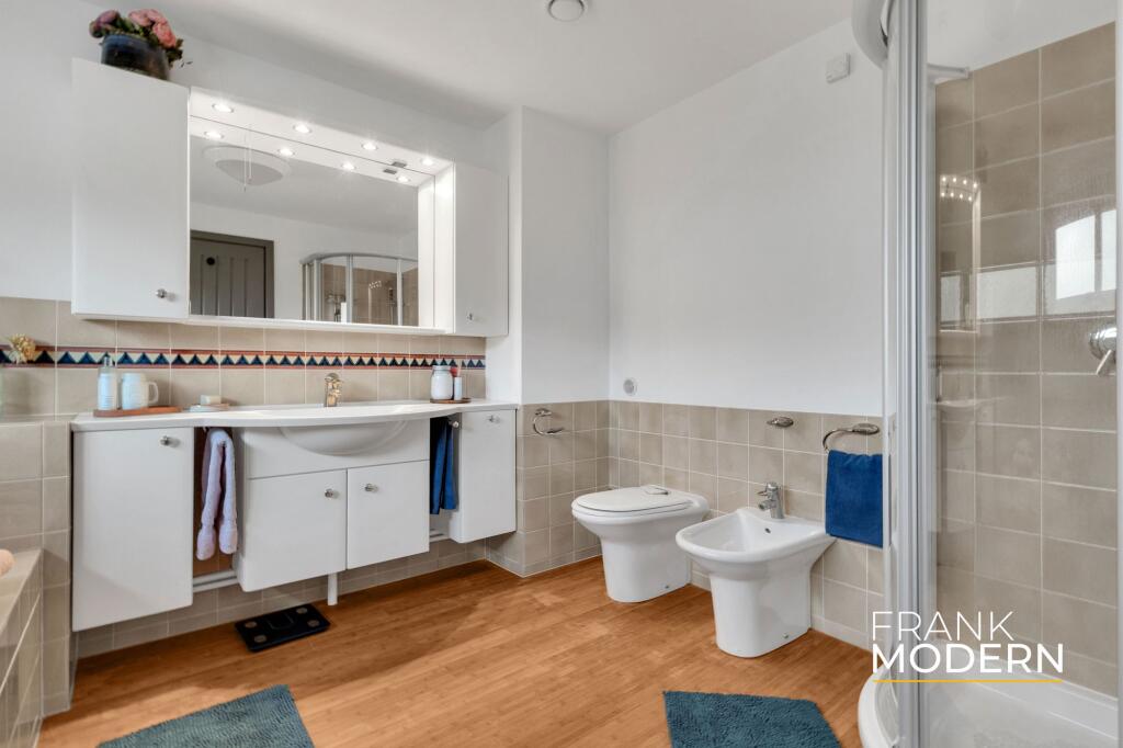 Bedroom One En-Suite