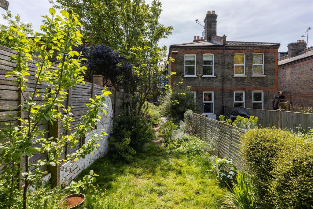 Wetherden Street, E17