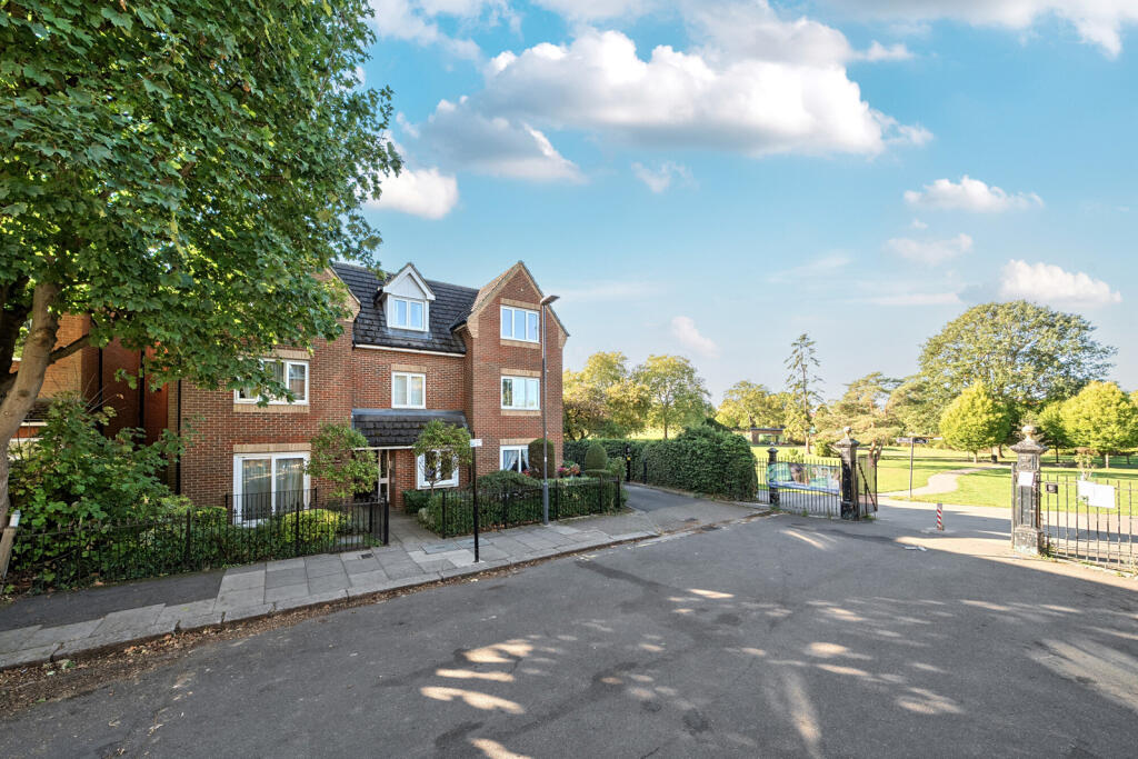 1359678-1-68d50da...