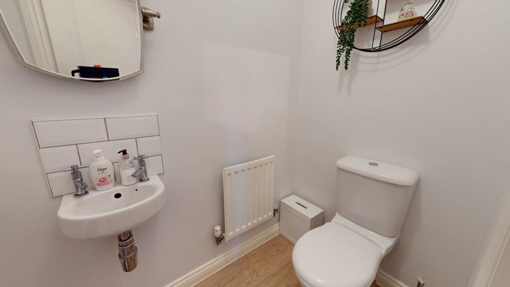 CLOAKROOM/WC
