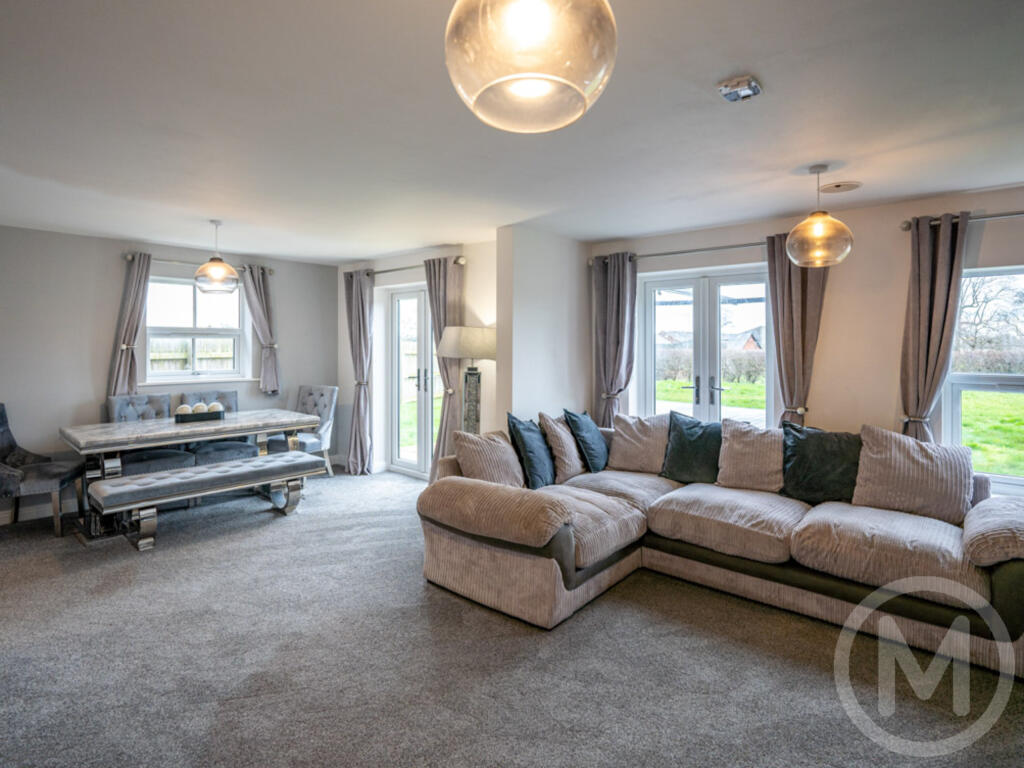 HKS - 9 The Rowans-9.JPG