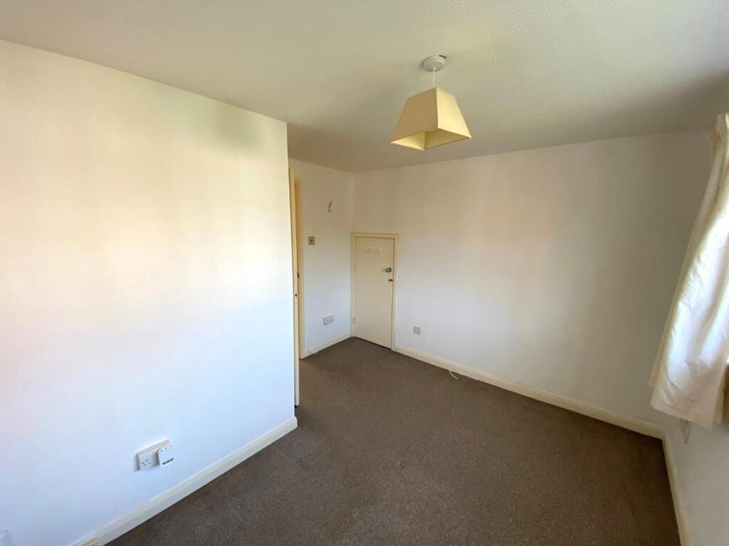 bedroom.jpg