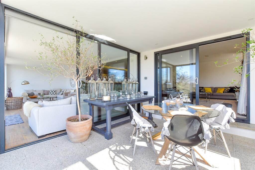 Garden Room