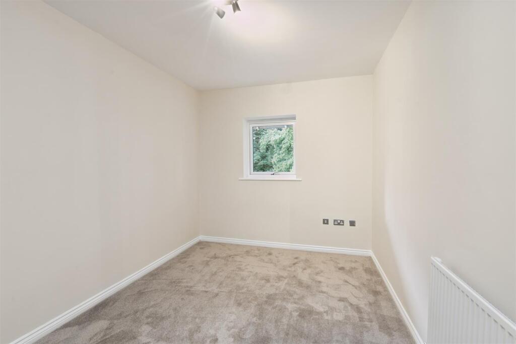 Apartment 26 Kensington Court,, 5C Highfield Road 